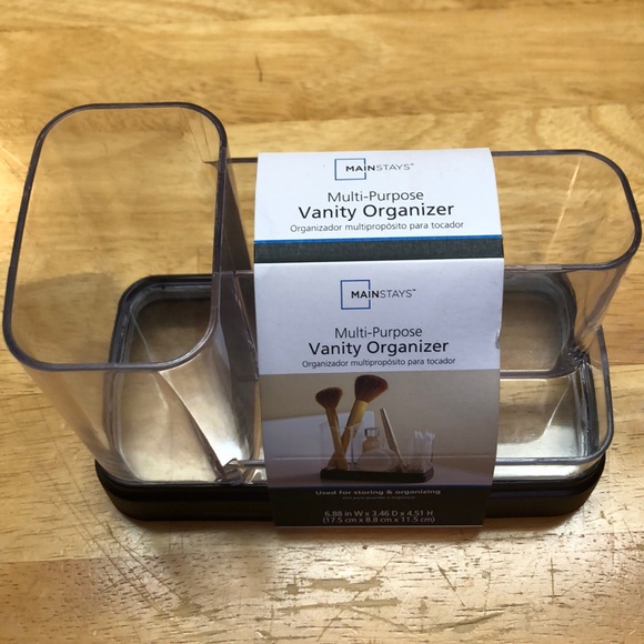 $20 Now For All 4 Organisers ~Make Up Not Included See Descriptions for Details - Picture 5 of 11